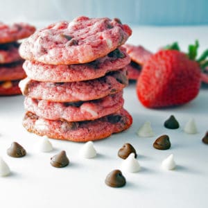 Super Strawberry White & Dark Chocolate Chip Cookies