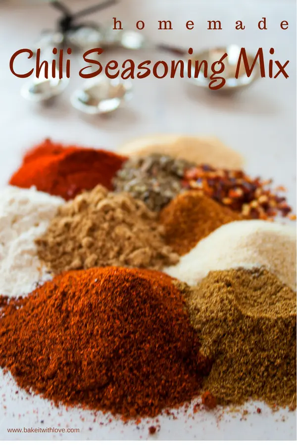 Homemade Chili Seasoning Mix at Bake It With Love, www.bakeitwithlove.com