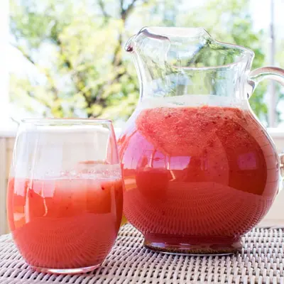 Strawberry Pineapple Lemonade Juicer Recept