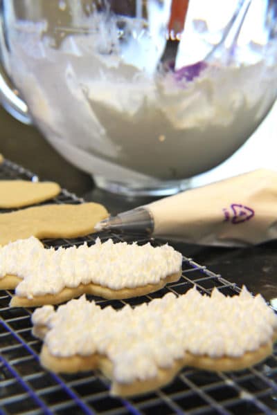 Sugar Cookie Frosting (that hardens) for sugar cookie decorating at any season!