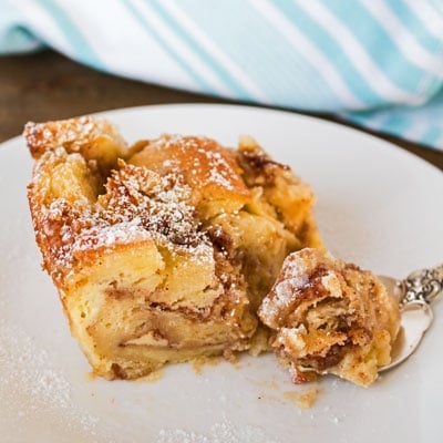 My Cinnamon Roll Bread Pudding is a holiday favorite for treating the family to an amazing breakfast