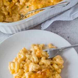 My easy to make Southern Baked Macaroni and Cheese is the best creamy mac and cheese that your family is sure to love!!