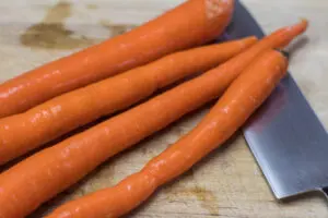 Washed carrots ready for slicing.