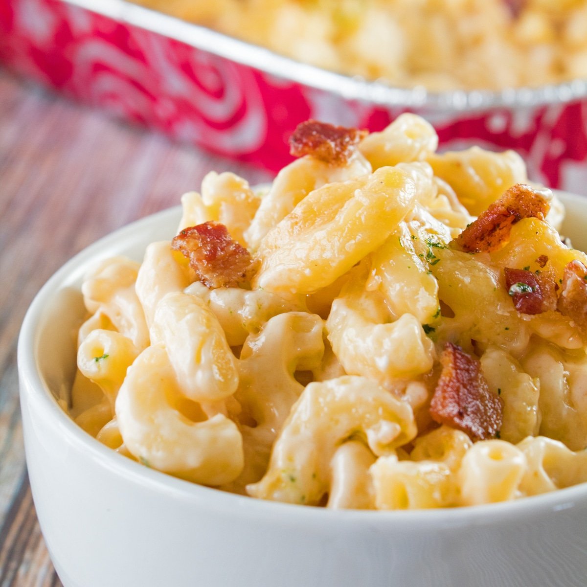 Macaroni au fromage simple et délicieux dans sa casserole