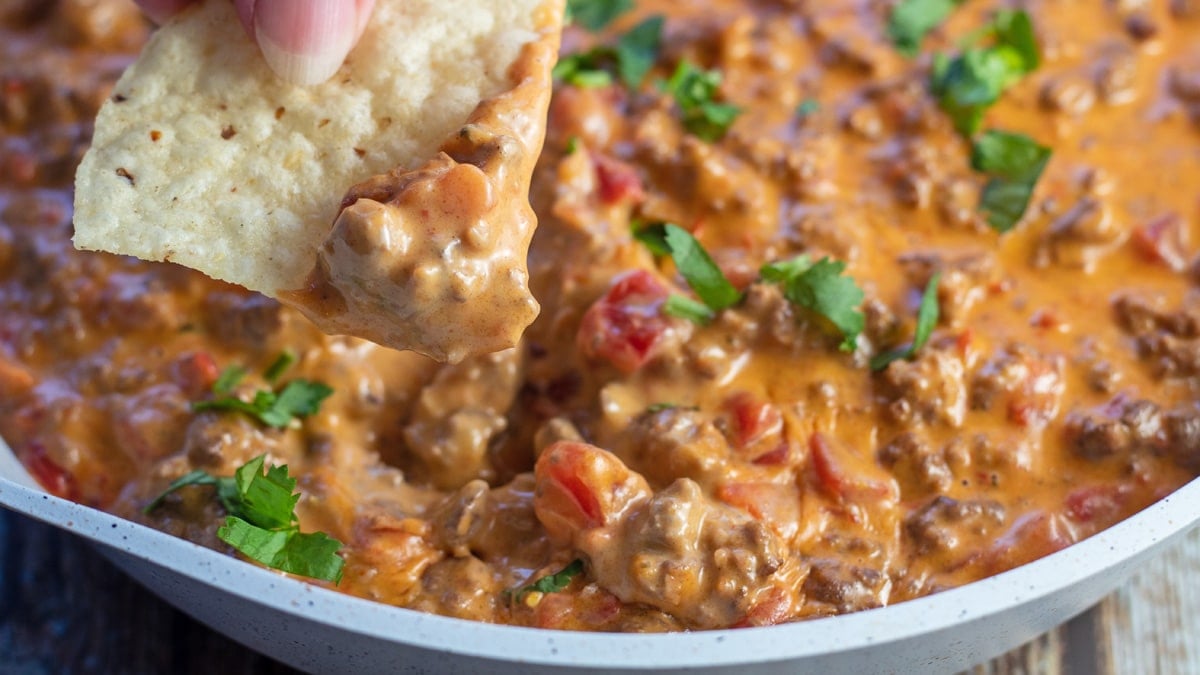 Easy 4-Ingredient Cheesy Rotel Dip - Bake It With Love