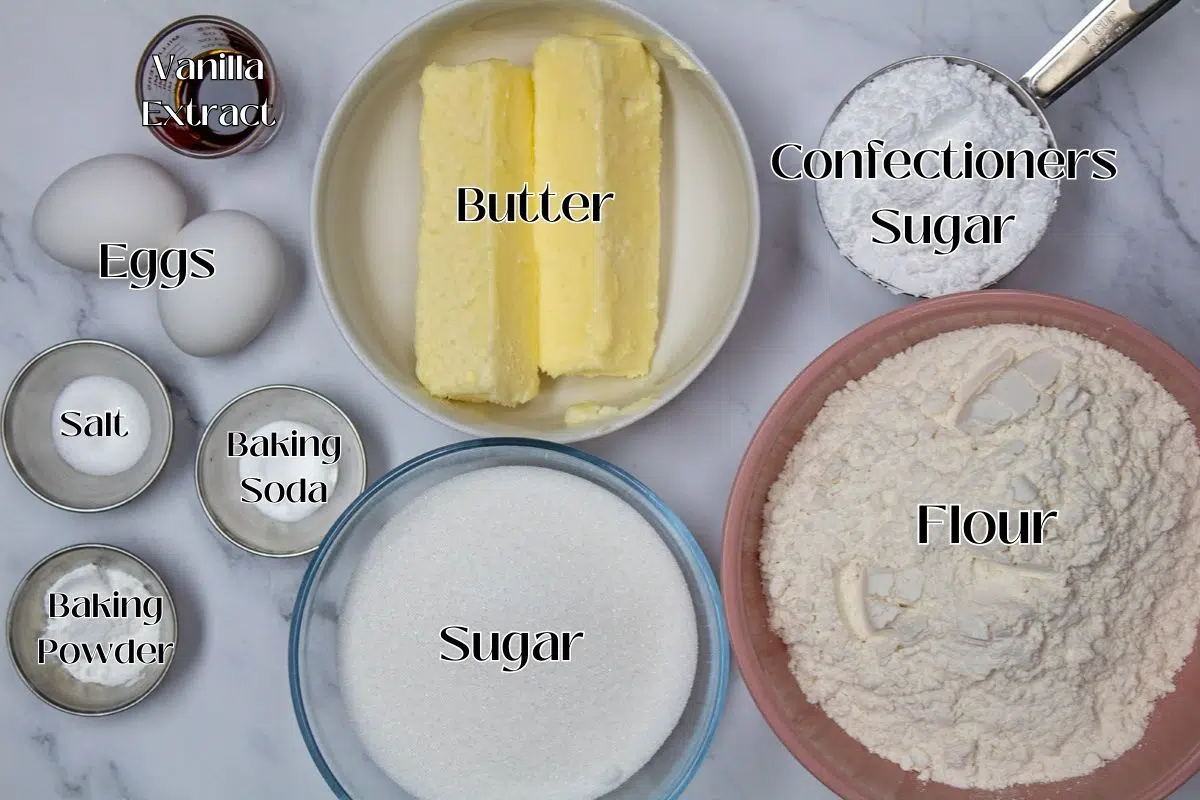 Vanilla crinkle cookies ingredients with labels.