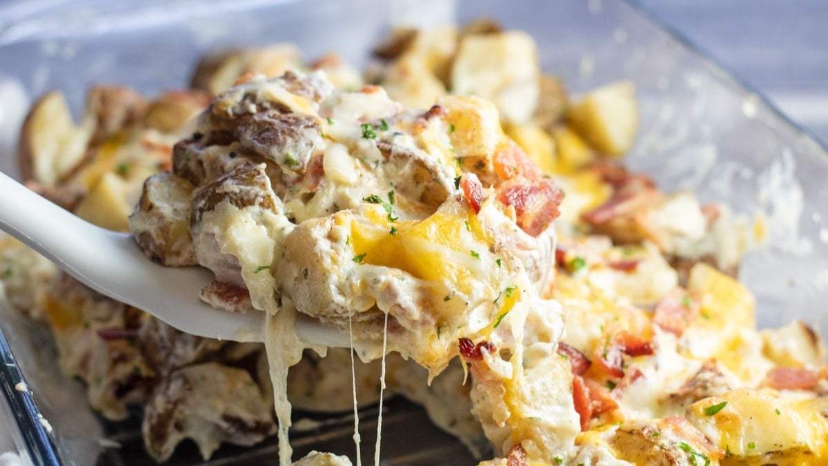 Chicken Bacon Ranch Potato Skillet - Cooking in the Midwest