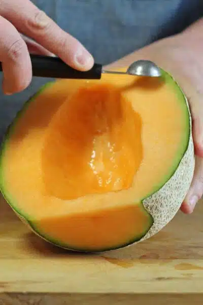Making spheres from a cantaloupe 1.