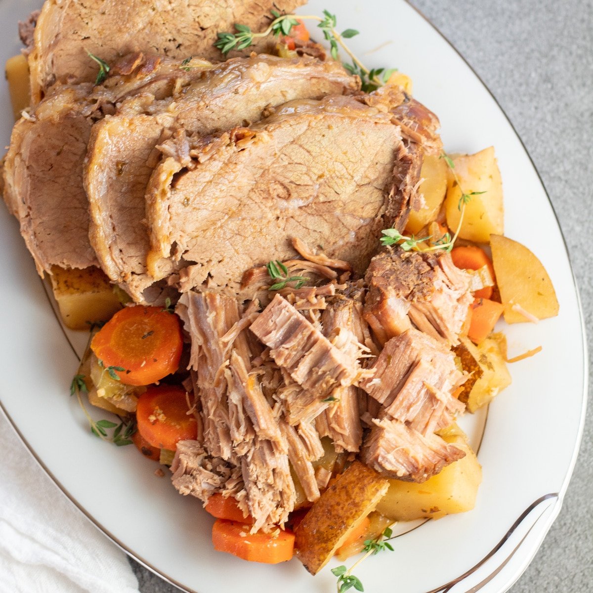 Slow Cooker Eye of Round Roast With Vegetables Recipe