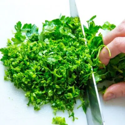 Best parsley substitute options to use for fresh or dried parsley.