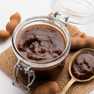 Best tamarind paste substitute and alternatives to use in any recipe.
