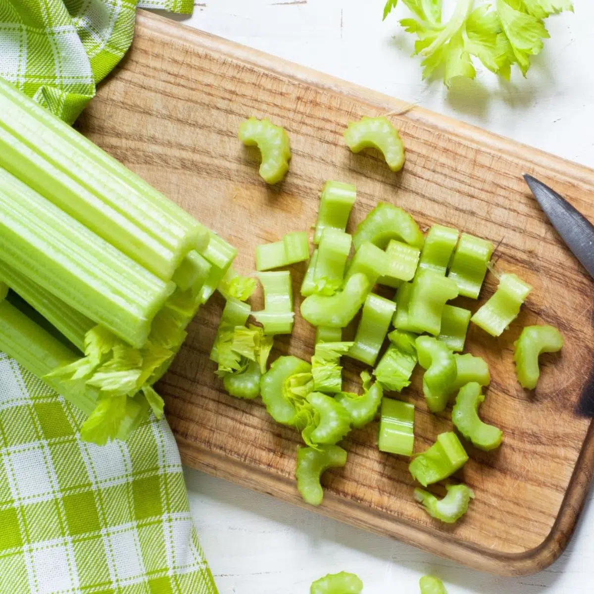 sliced celery