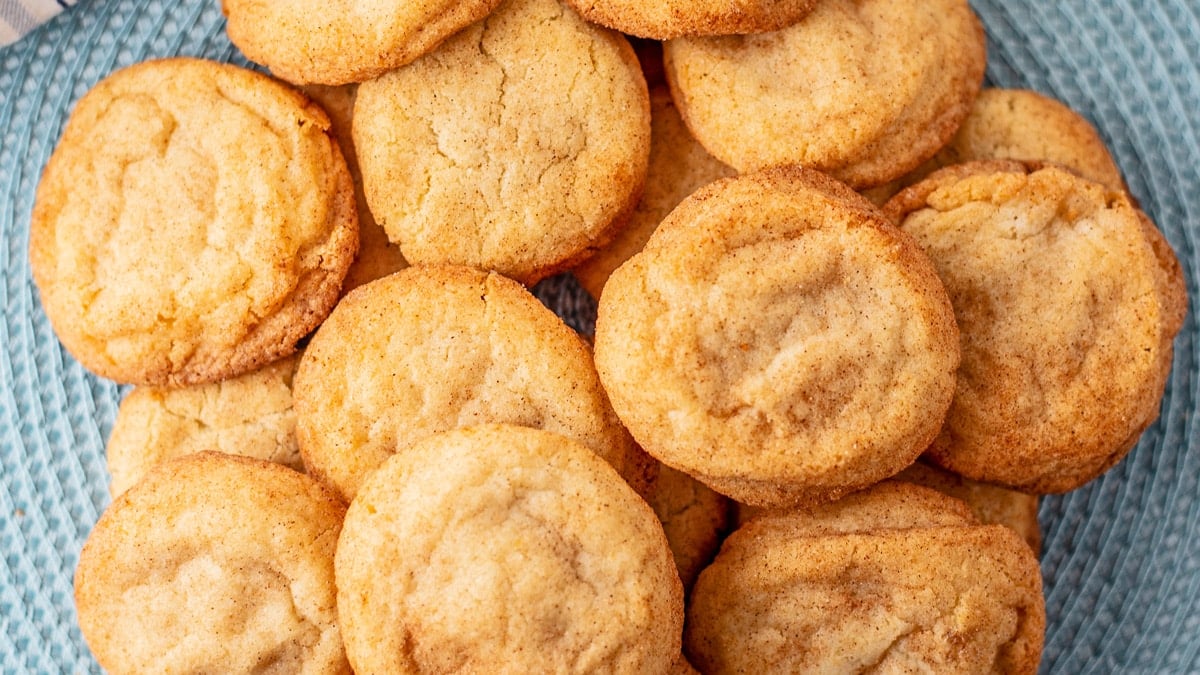 Tasty snickerdoodles made without cream of tartar but still with that tangy taste are stacked and served.