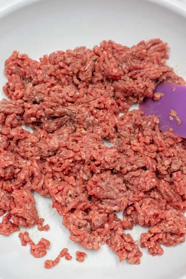 Process image 1 showing ground beef in a skillet.