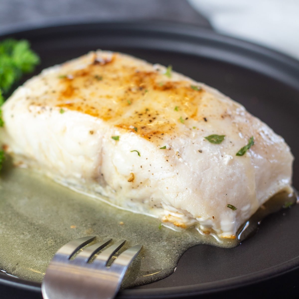 Best Pan Seared Red Snapper With Easy Lemon Butter Sauce