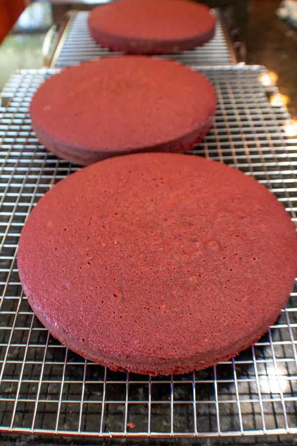 Process image 1 showing cake rounds cooling.