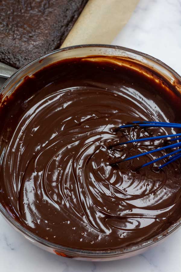 Process image 10 showing chocolate ganache.