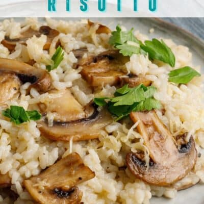 Pin image with text showing a plate of mushroom risotto.