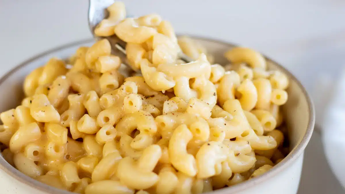 Wide image of instant pot mac and cheese.