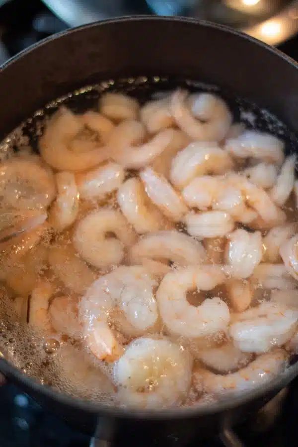 Process image 1 showing boiling shrimp.