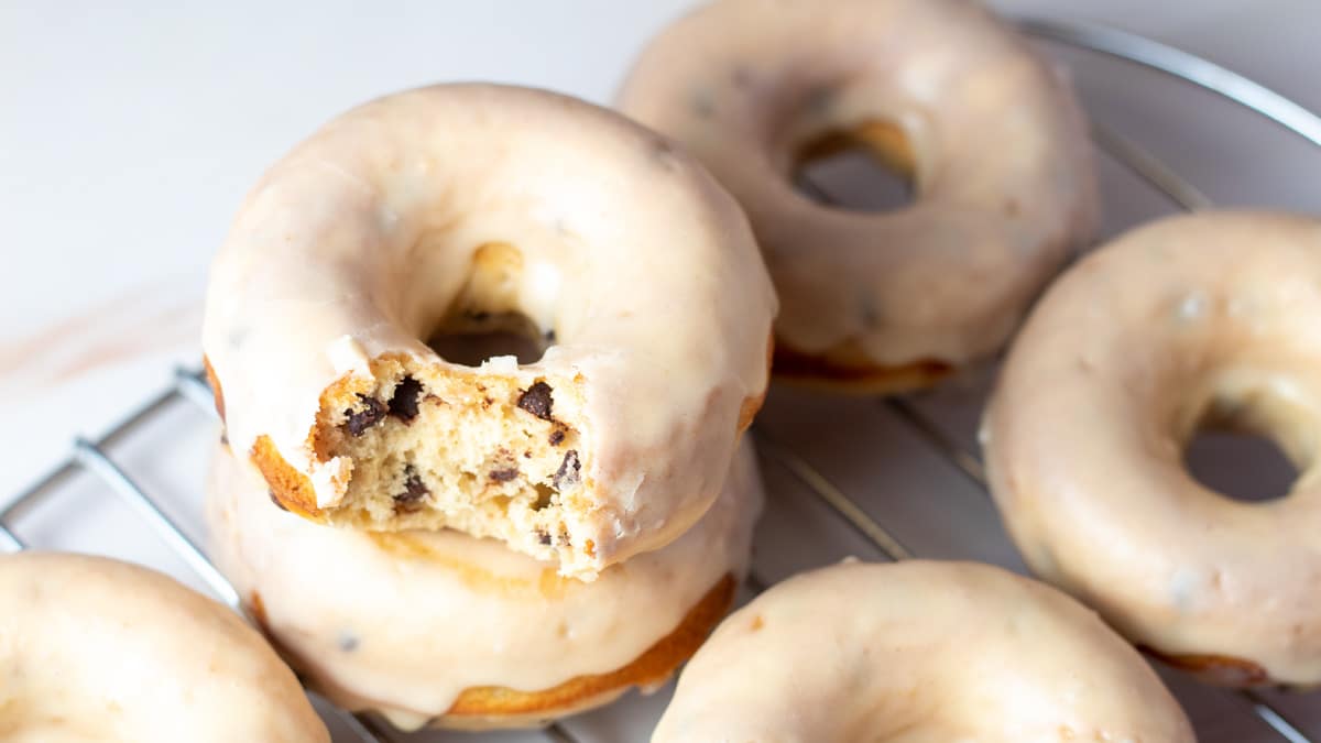 Peanut Butter Chocolate Chip Baked Donuts w/ Peanut Butter Icing