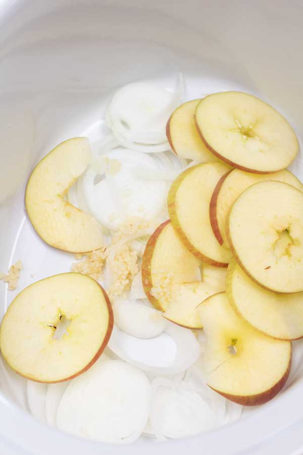 Elmaları ve soğanları gösteren proses görüntüsü 3.