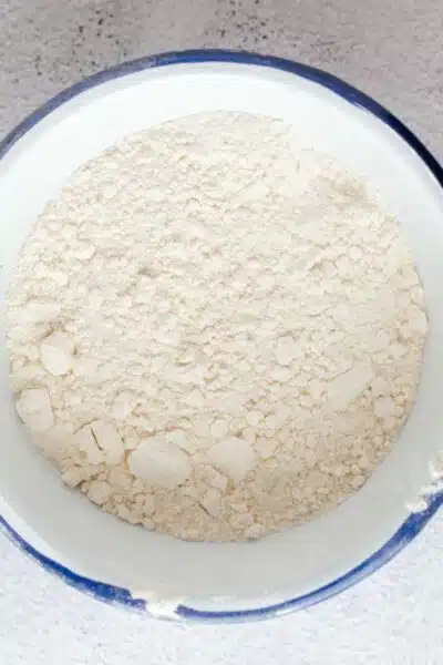 Process image 4 showing flour.