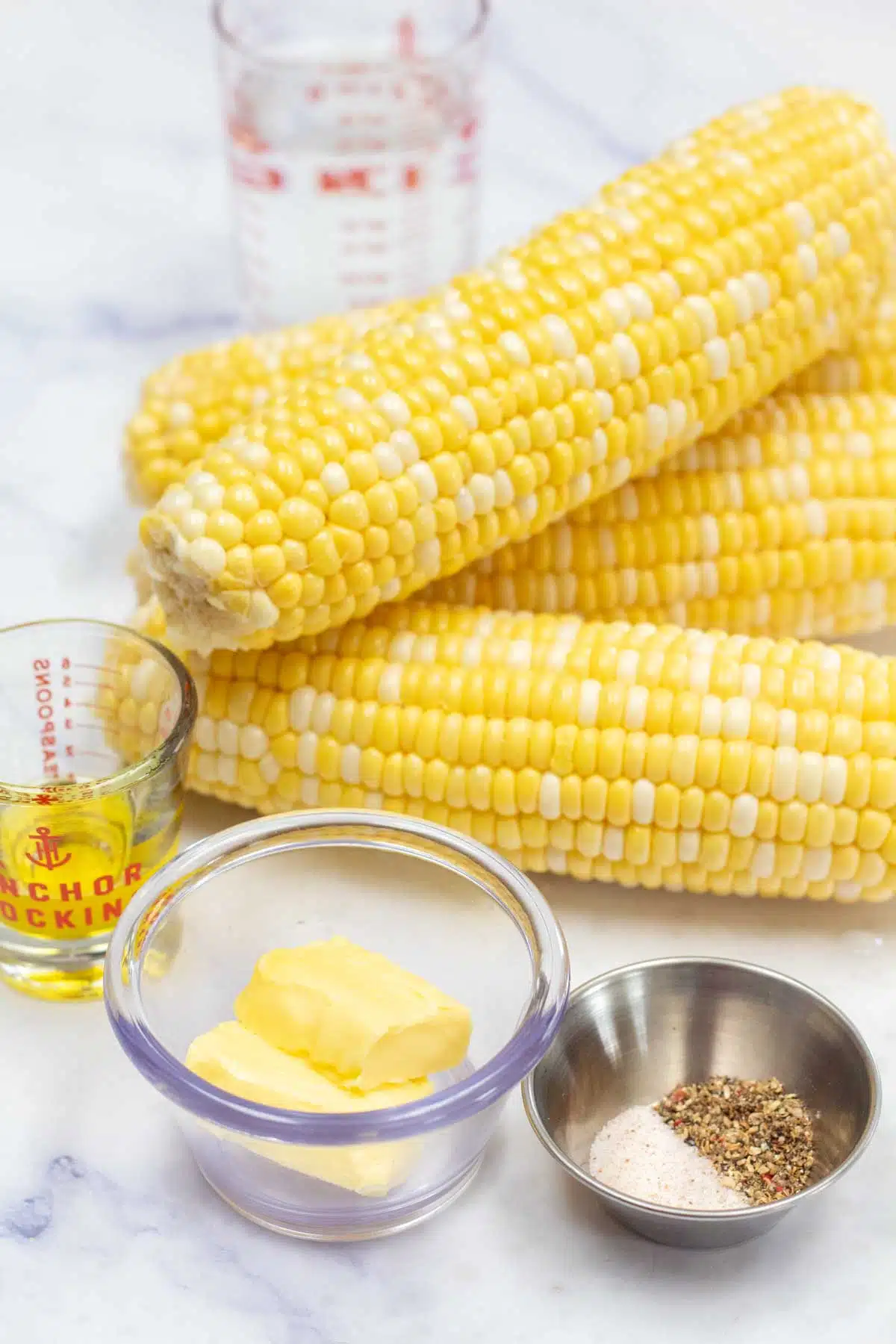 Crock-pot corn on the cob ingredients.