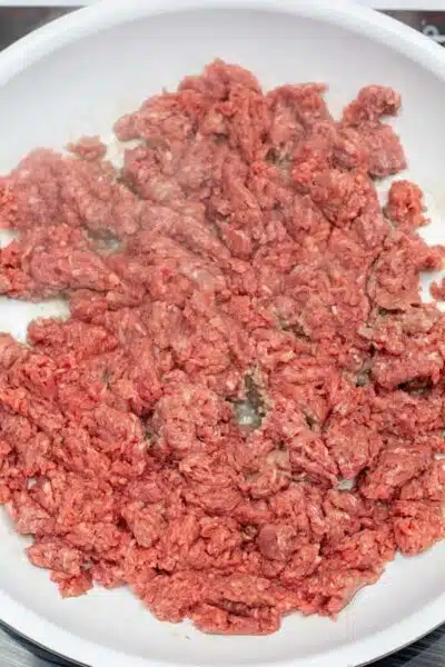 Process image 1 showing browning ground beef.