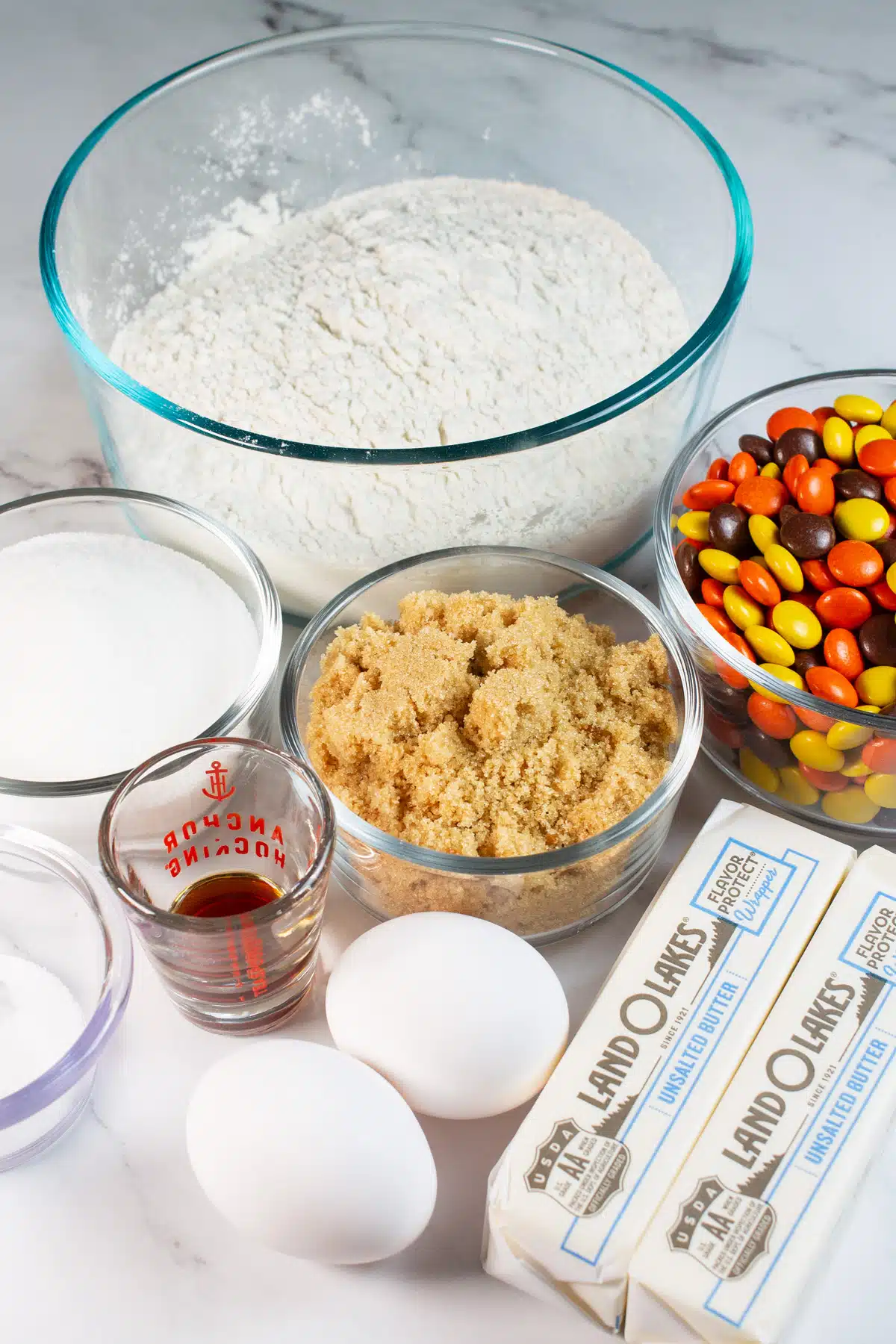 Ingredients needed for Reese's pieces cookies.