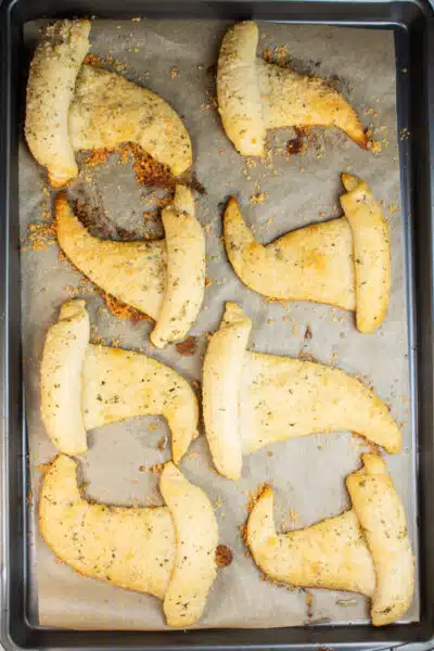 Process image 5 showing shaped baked crescent rolls.
