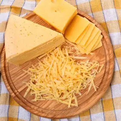 Square image showing cheese varieties for pasta.