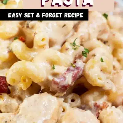 Pin image with text showing crockpot chicken bacon ranch.
