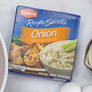 Immagine quadrata del mix di zuppa di cipolle Lipton.