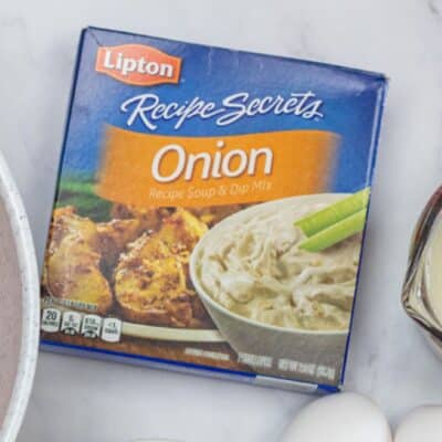 Imagen cuadrada de la mezcla de sopa de cebolla Lipton.