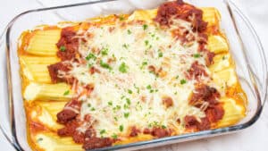 Tasty stuffed manicotti fresh out of the oven and ready to serve immediately.