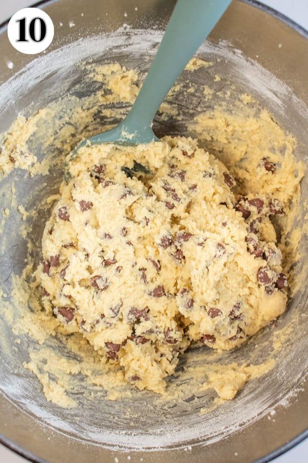 Brookies cookies process photo 10 making the chocolate chip cookie portion - mix until the chocolate morsels are evenly distributed in the cookie dough.