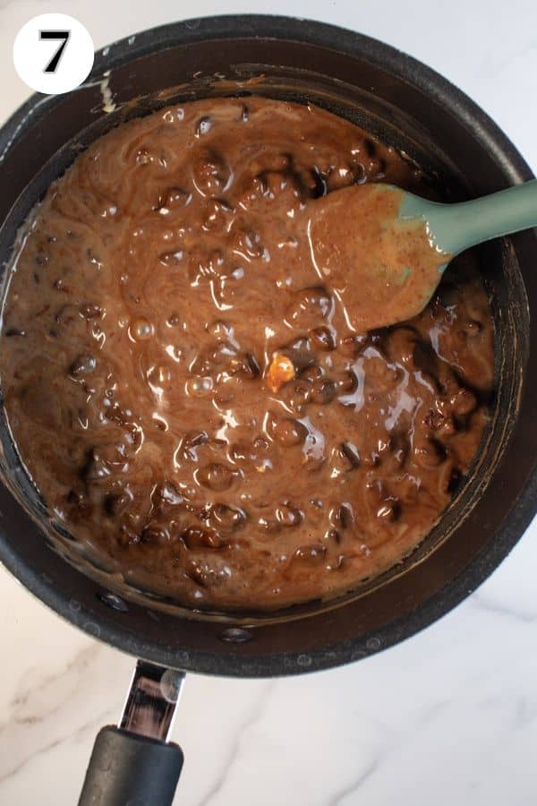 S'mores fudge process photo 7 stir while melting.