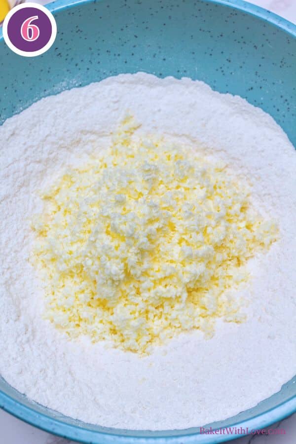 Tropical fruit scones process photo 3 add the grated, frozen or chilled butter to the dry mixture.